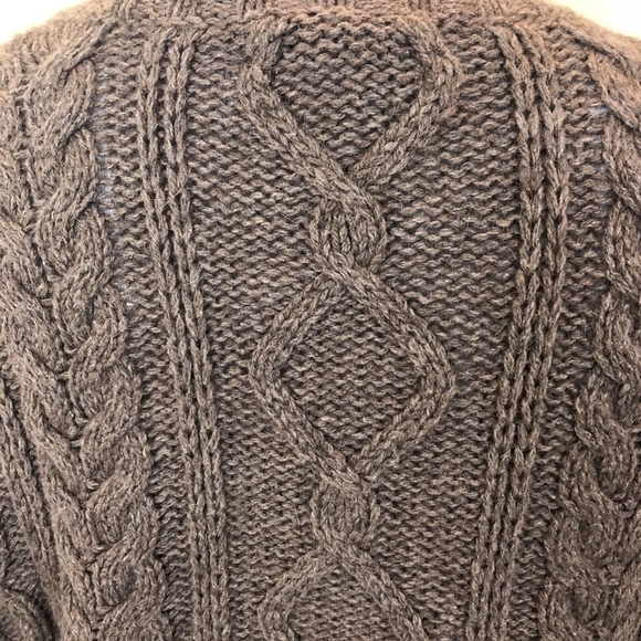 GAP Brown Cable Knit Cardigan Size Large - Picture 3 of 7